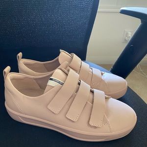 Ecco leather sneakers